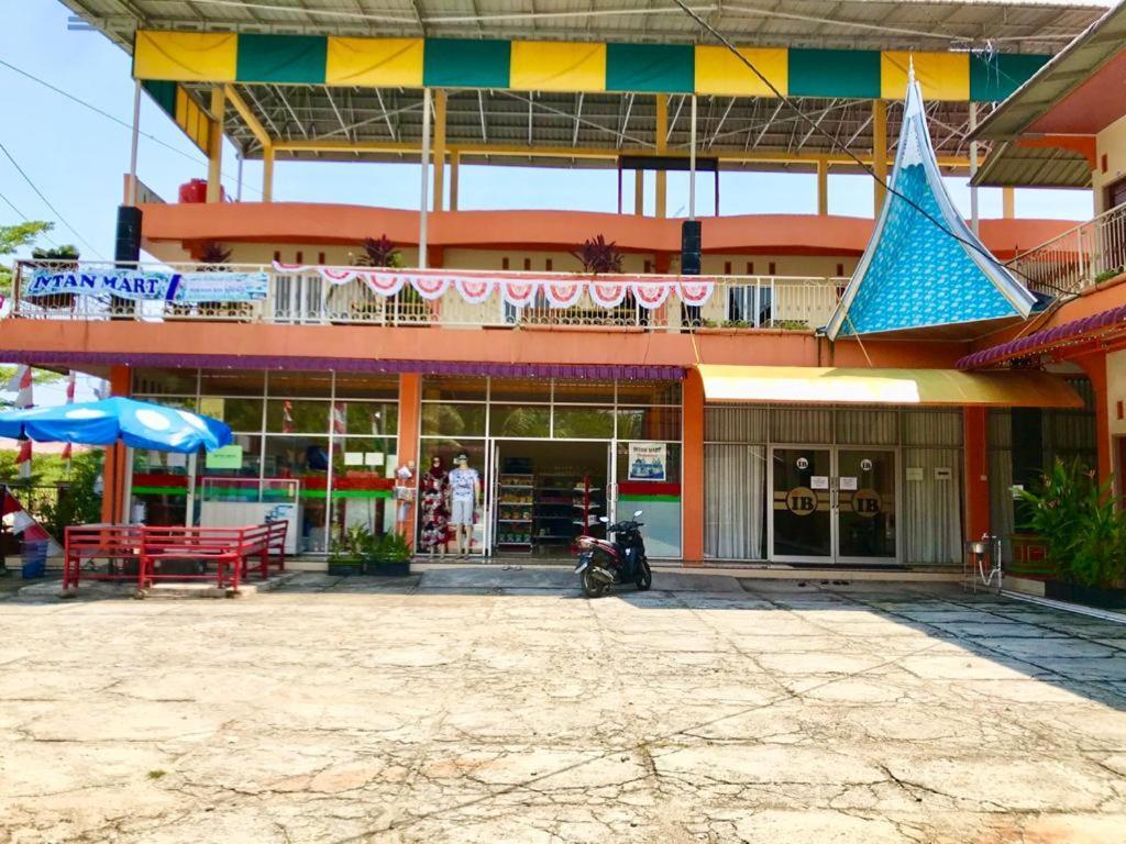 Penginapan Intan Bandara Паданг Экстерьер фото